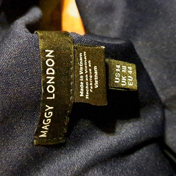 Maggy London Dresss - Picture 5 of 6